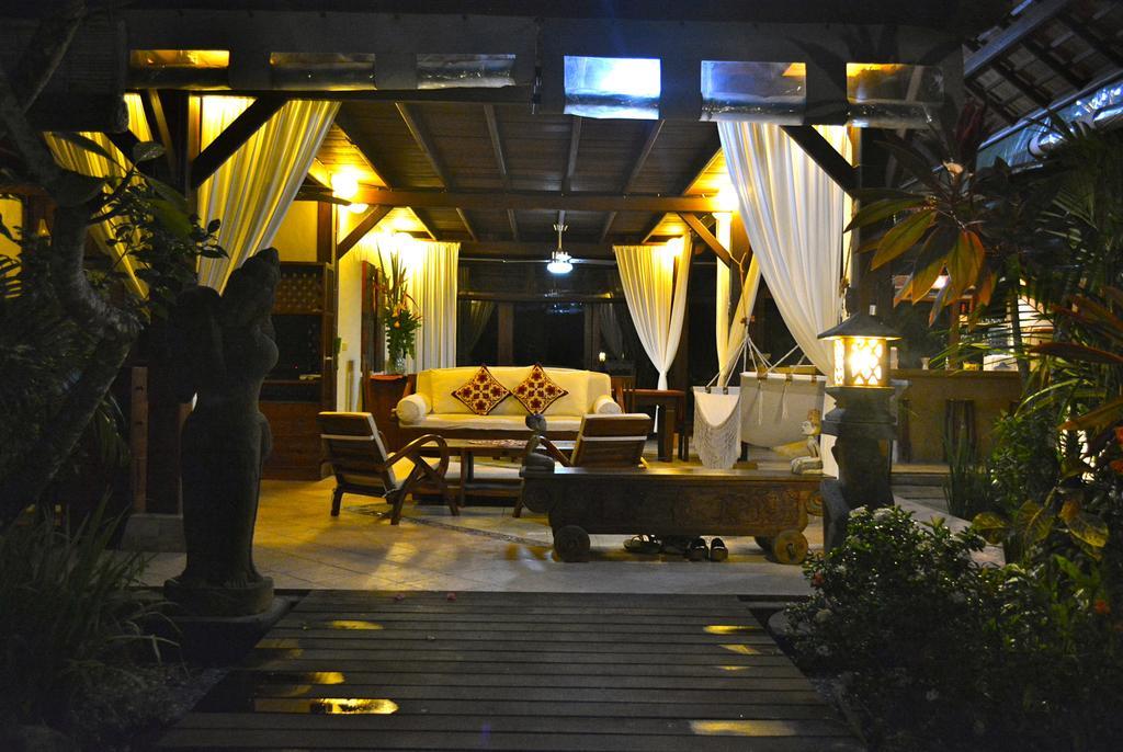 Villa Una Seminyak Esterno foto