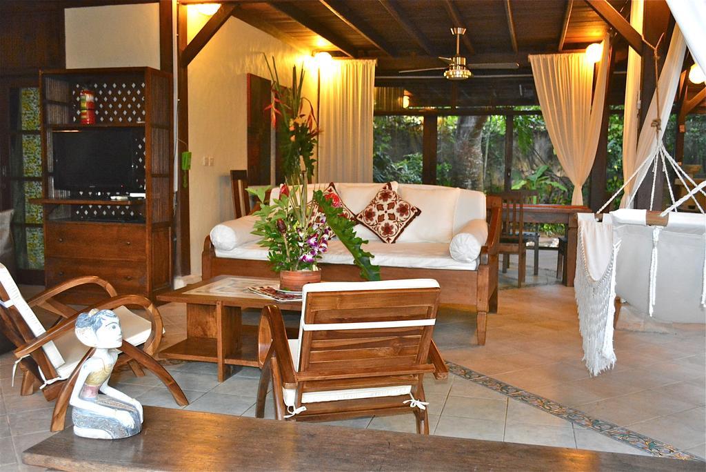 Villa Una Seminyak Esterno foto