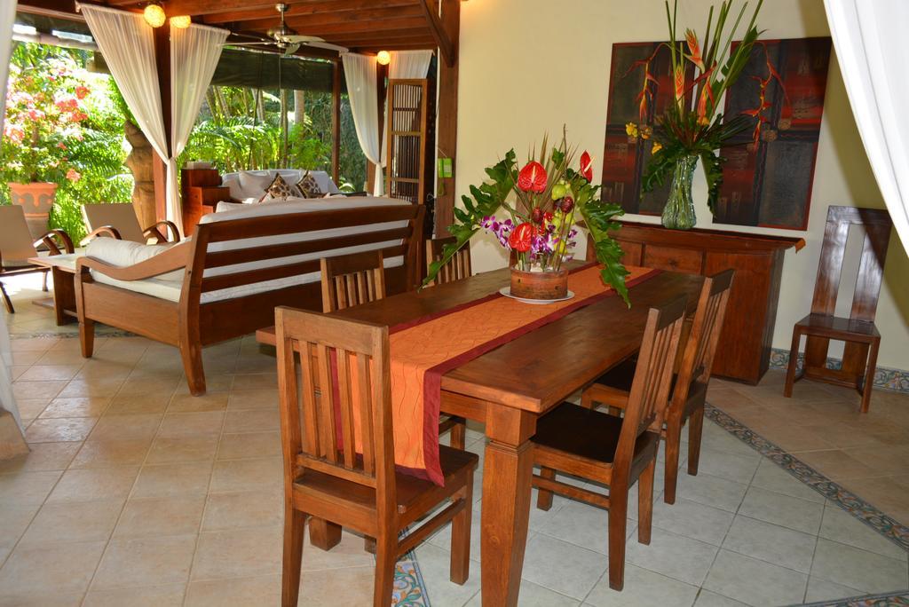 Villa Una Seminyak Esterno foto