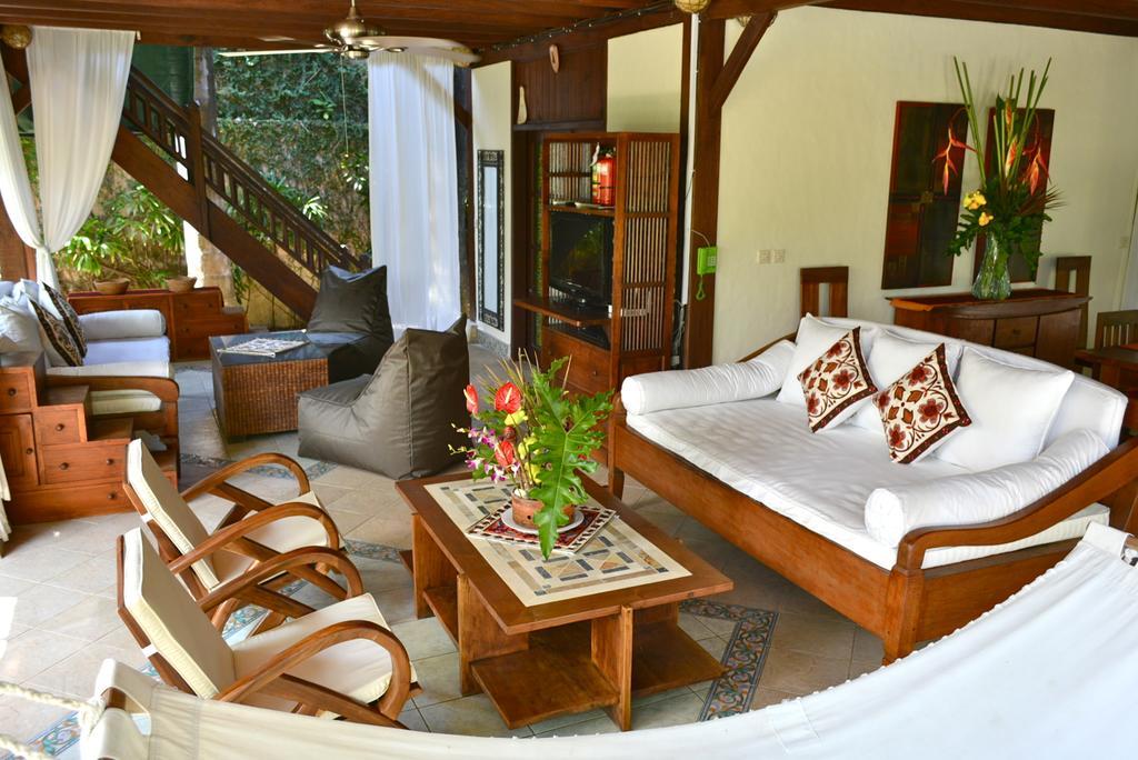 Villa Una Seminyak Esterno foto